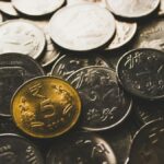 Abstrakte Darstellung von vernetzten Datenpunkten, die die Tokenisierung von Wagniskapital symbolisieren.