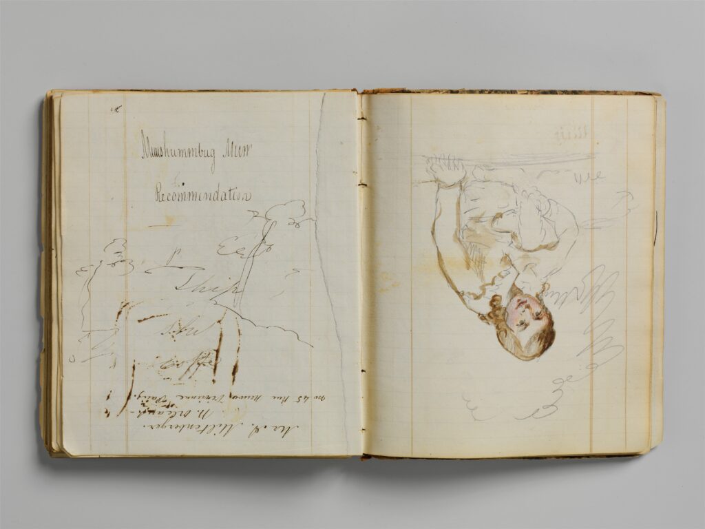 Aufgeschlagenes Kontobuch mit handschriftlich geführten Spalten und Beträgen auf einem Tisch