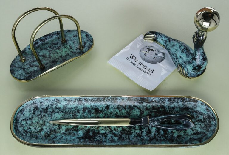 application forms desk pen